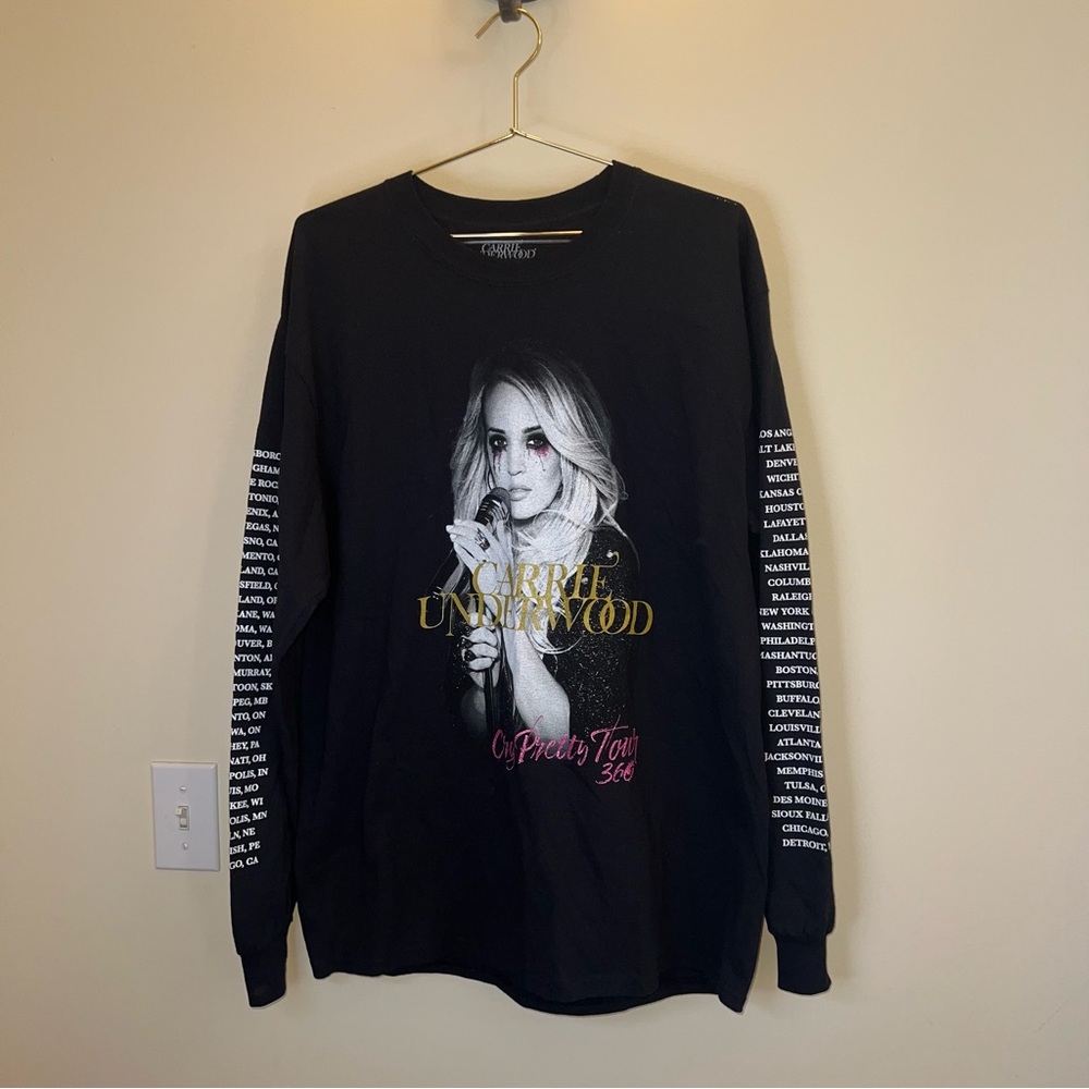 Carrie Underwood Cry Pretty Tour 360 Long Sleeve Concert Tee